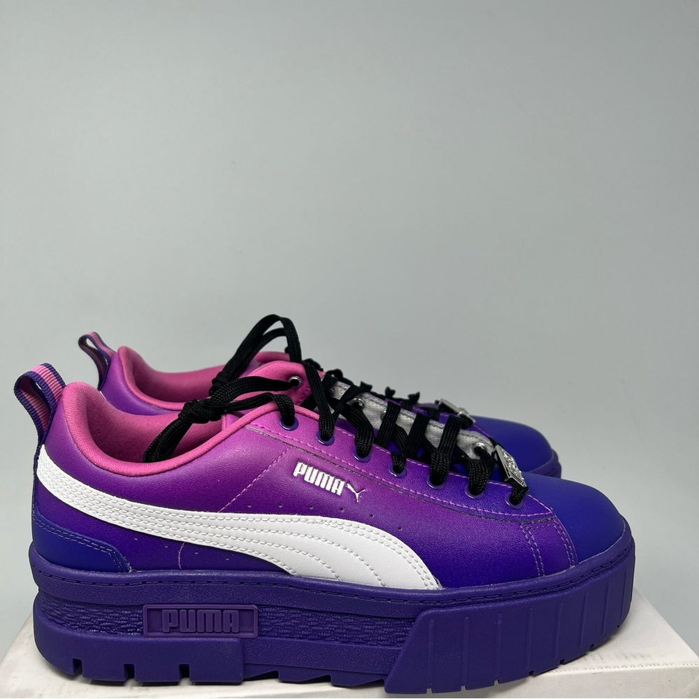 Puma Sneakers NEW with box Big girls size 7 Women’s size 8 1/2-9 Purple Bratz,